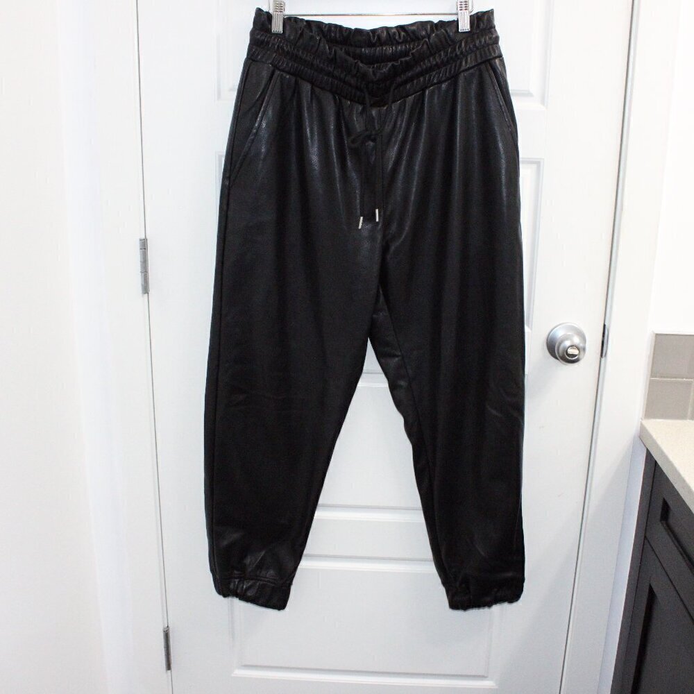 3/$30 7 For All Mankind Black pleather‎ faux leather stretchy cinched Size Large